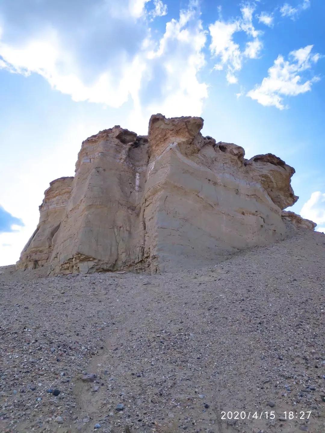 去戈壁捡石头,新疆戈壁捡石头