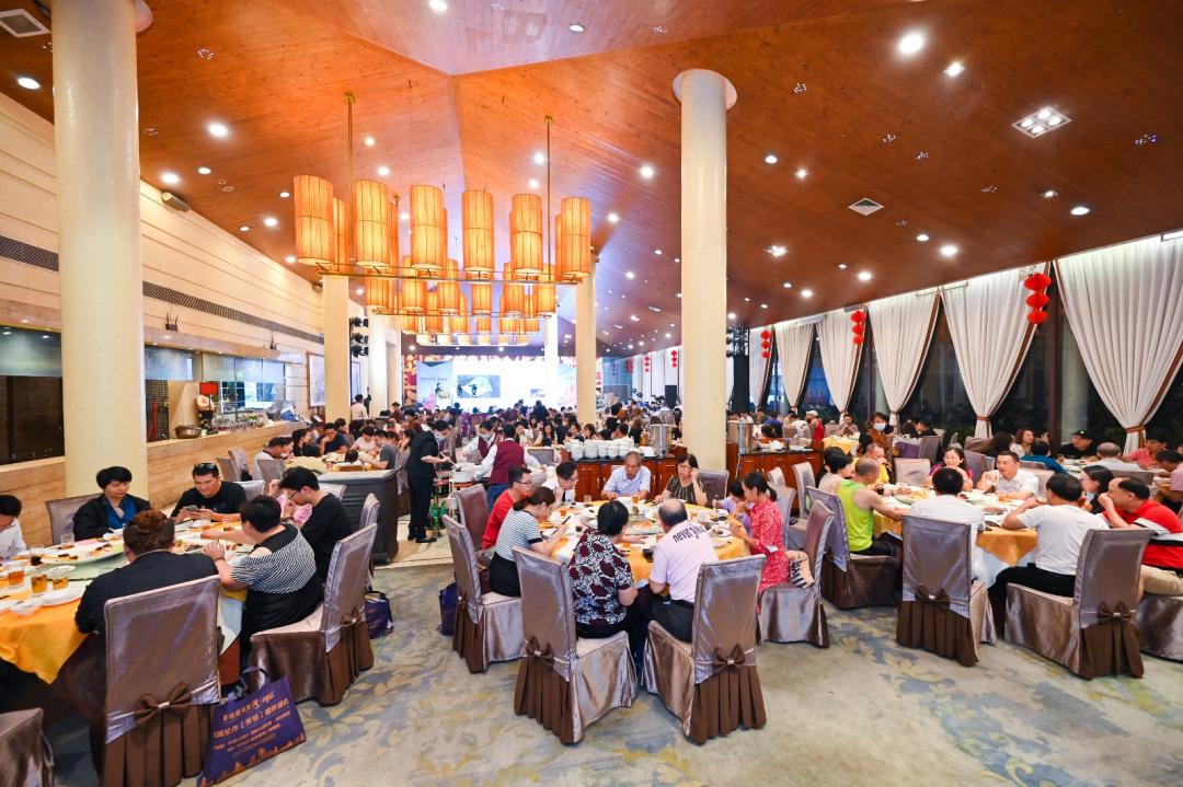 佛山奥特莱斯商业广场现状,佛山奥特莱斯开业视频