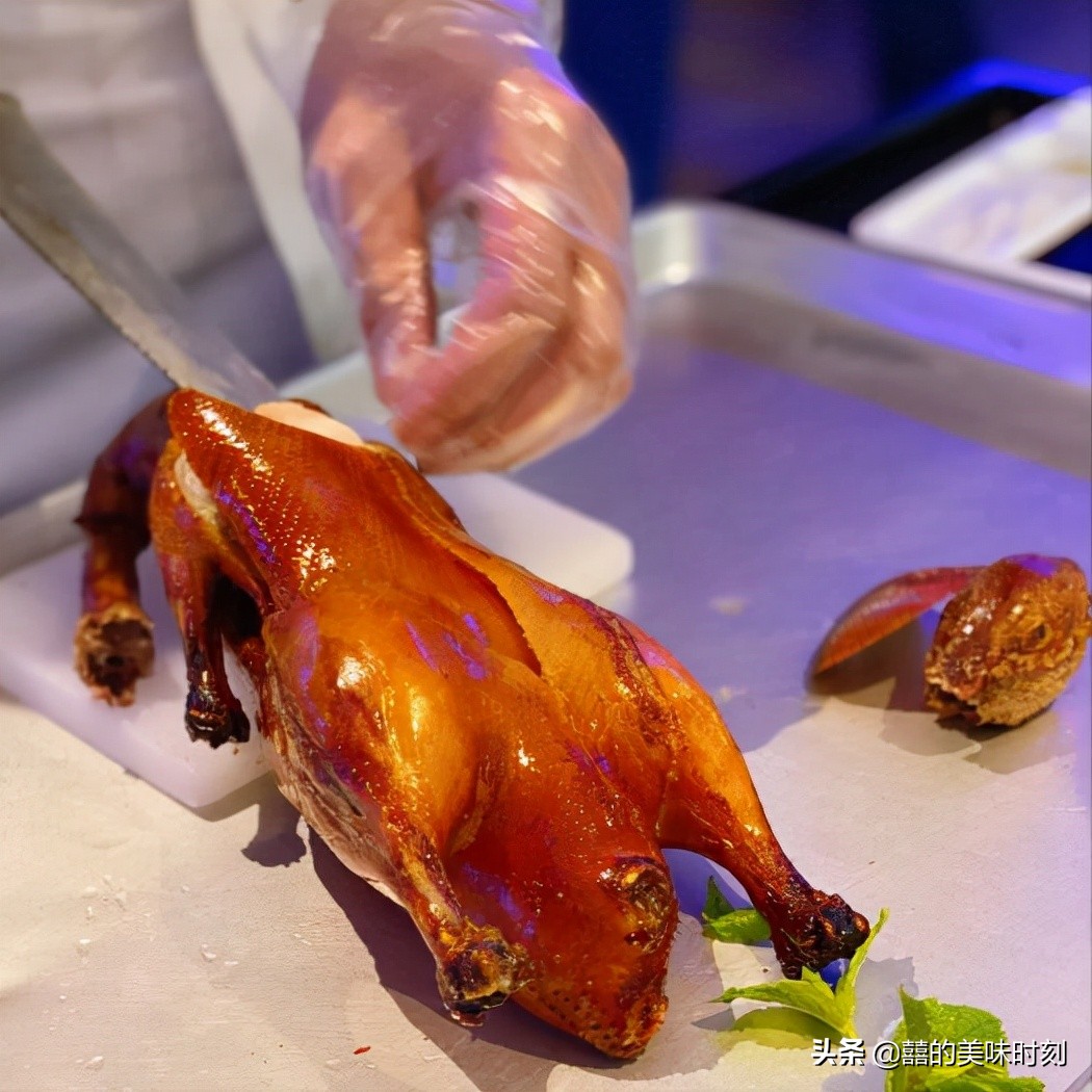 北京烤鸭天花板,北京烤鸭价格天花板