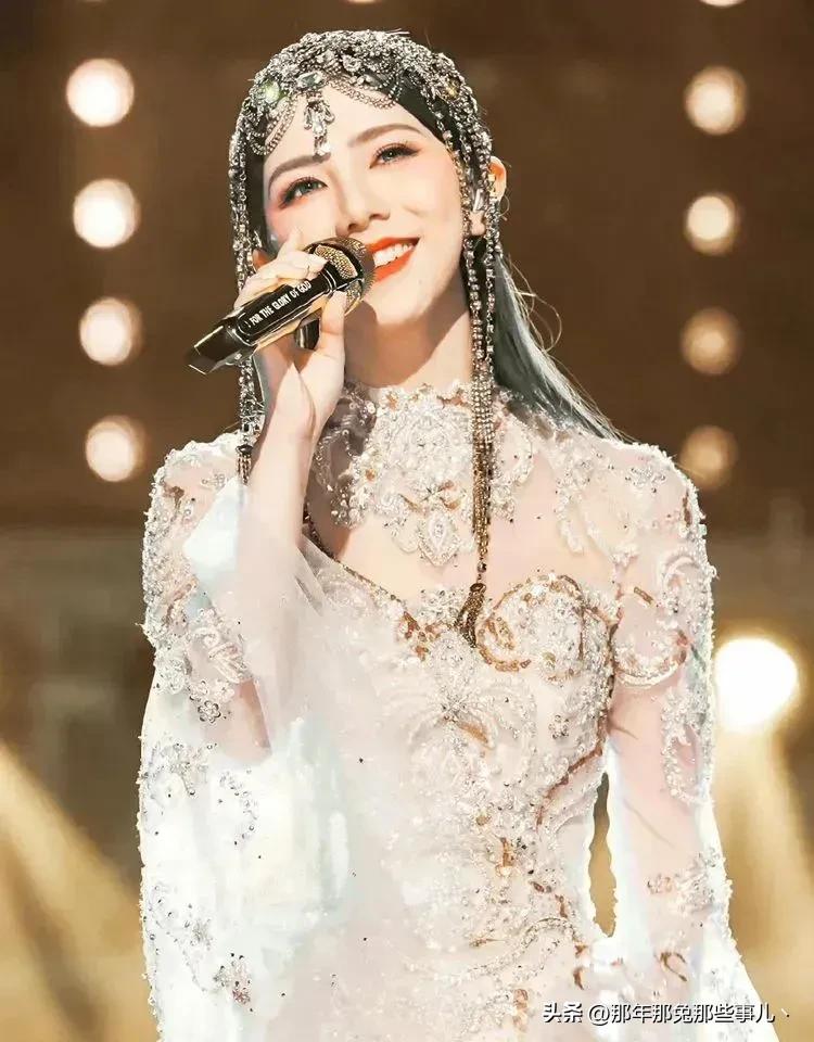 邓紫棋最佳女歌手,制作人cypherlive邓紫棋