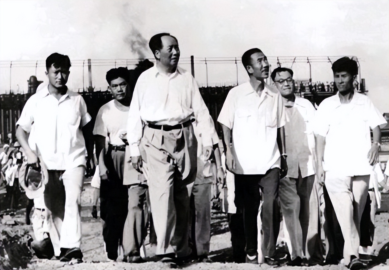 当年建造三峡大坝,当年修建三峡大坝