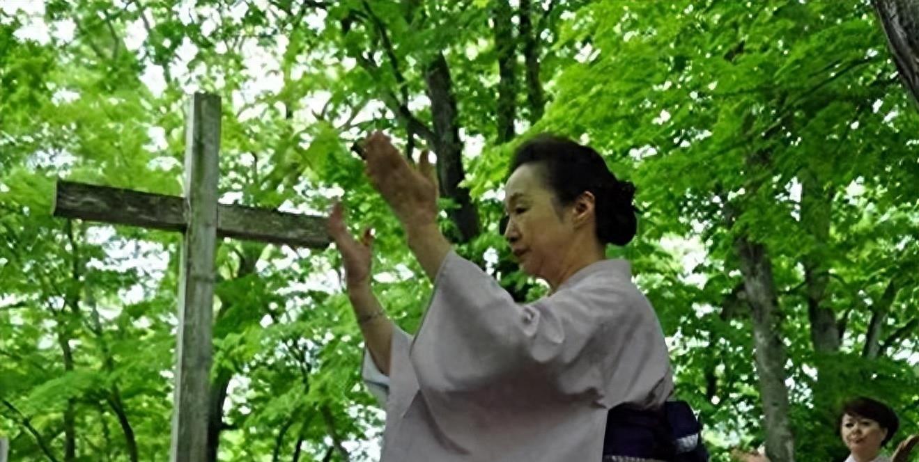 13个活久见事实：全世界嘴巴最大的女人，阴道长“牙齿”