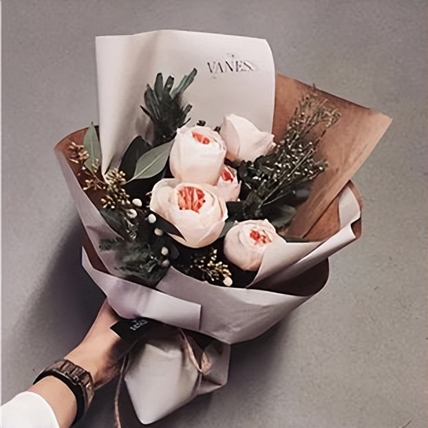 暗恋的人突然有了对象是什么感受,女生知道暗恋男生有对象什么感觉