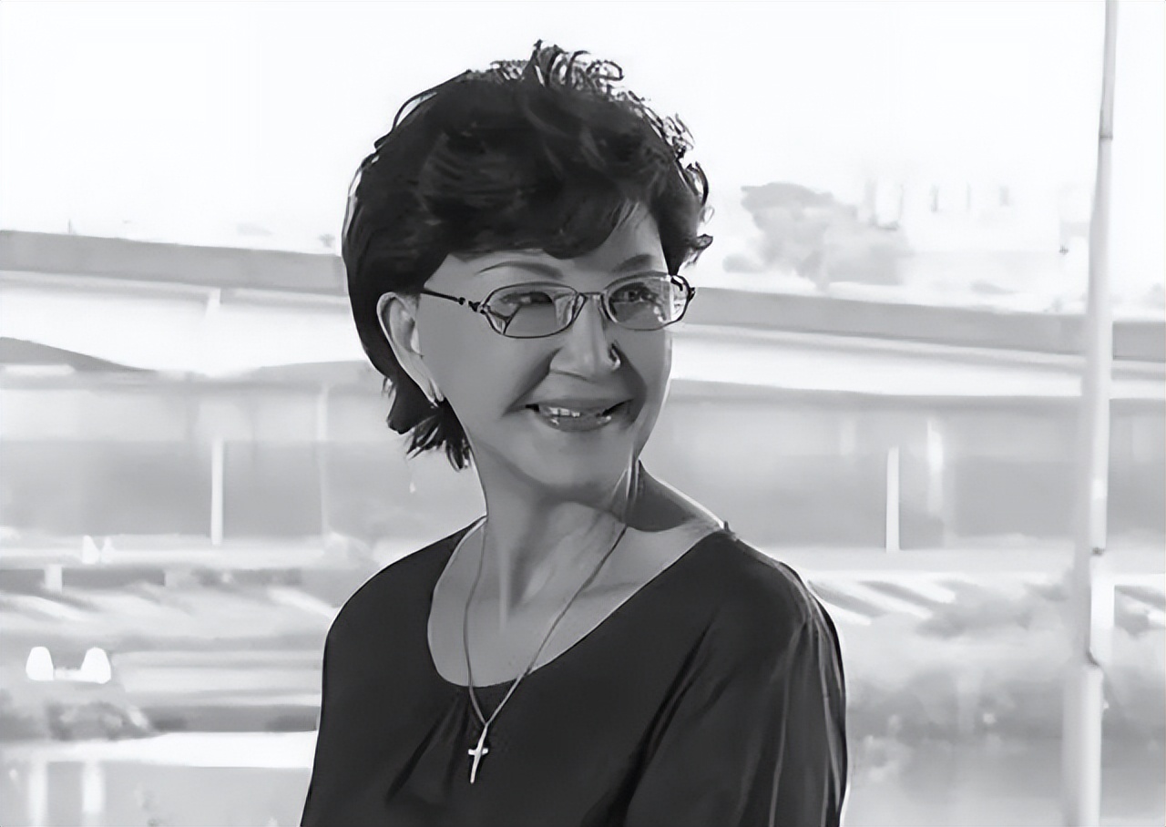 11月10日去世的人物,悲痛8天之内8位名人相继去世