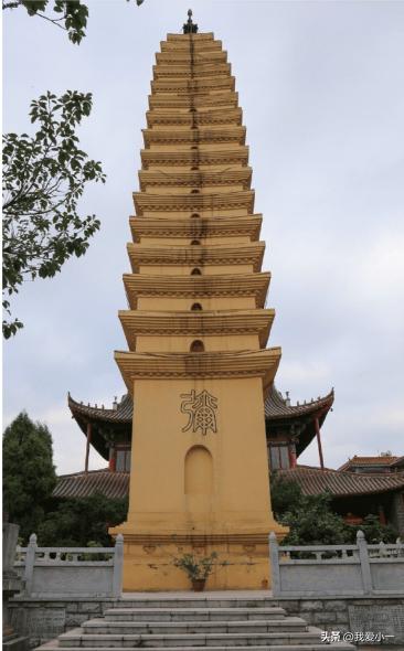 云南昆明古建筑群图,云南省昆明市官渡古镇古建筑