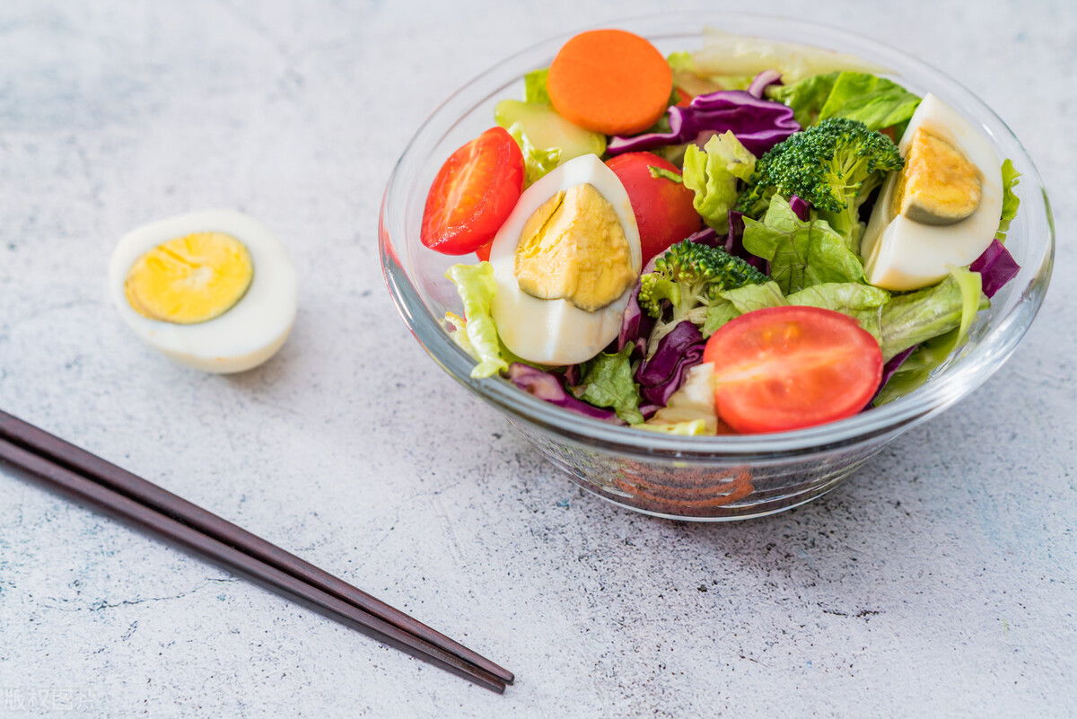 减脂期怎么抑制碳水,减脂期嘴馋怎么抑制食欲