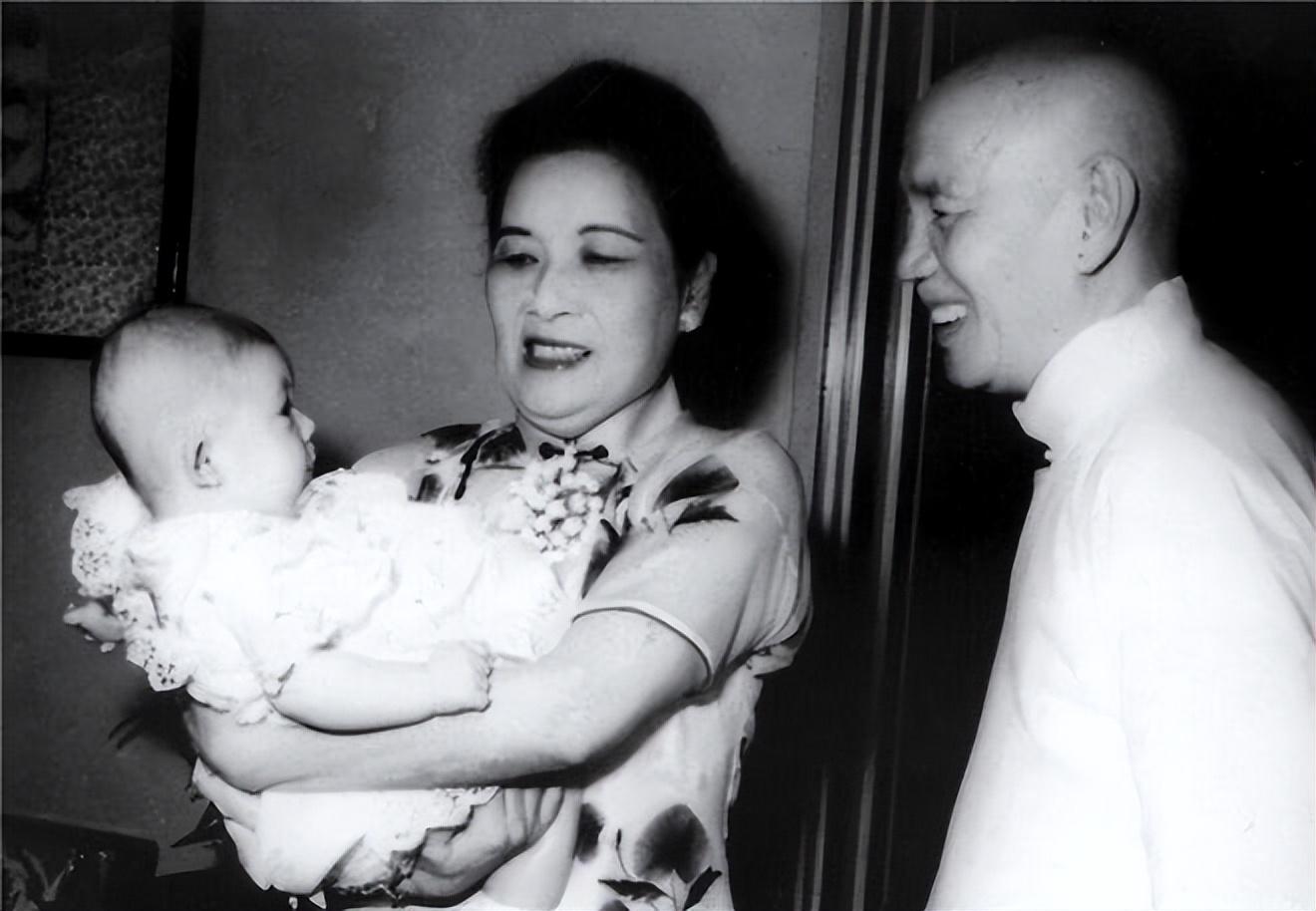 宋美龄去武当山,宋美龄去武当山游玩