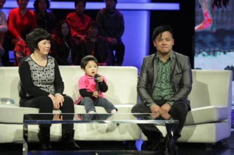 湖南嗜血野人：7岁掉入天坑，生吃蛇鼠存活8年，结局让人哭笑不得