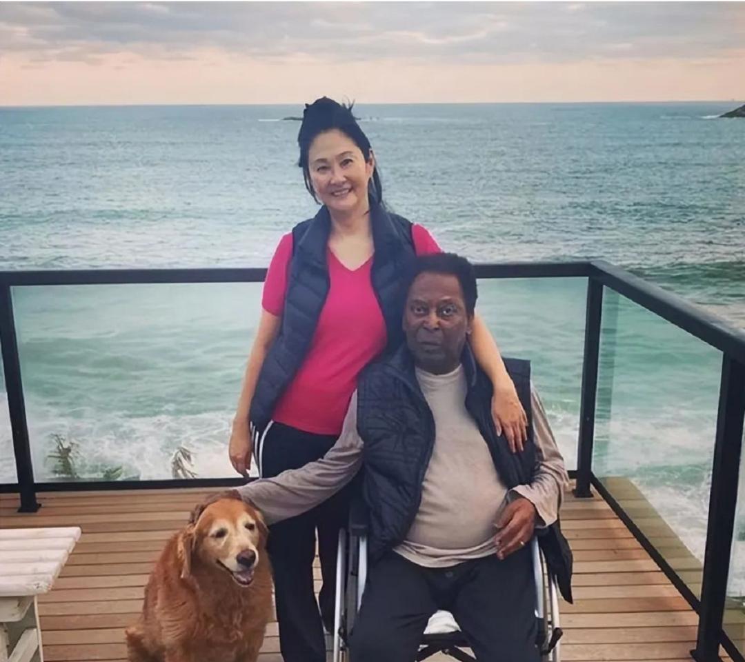 球王贝利放弃化疗转入临终病,球王贝利去世终年82岁一路走好