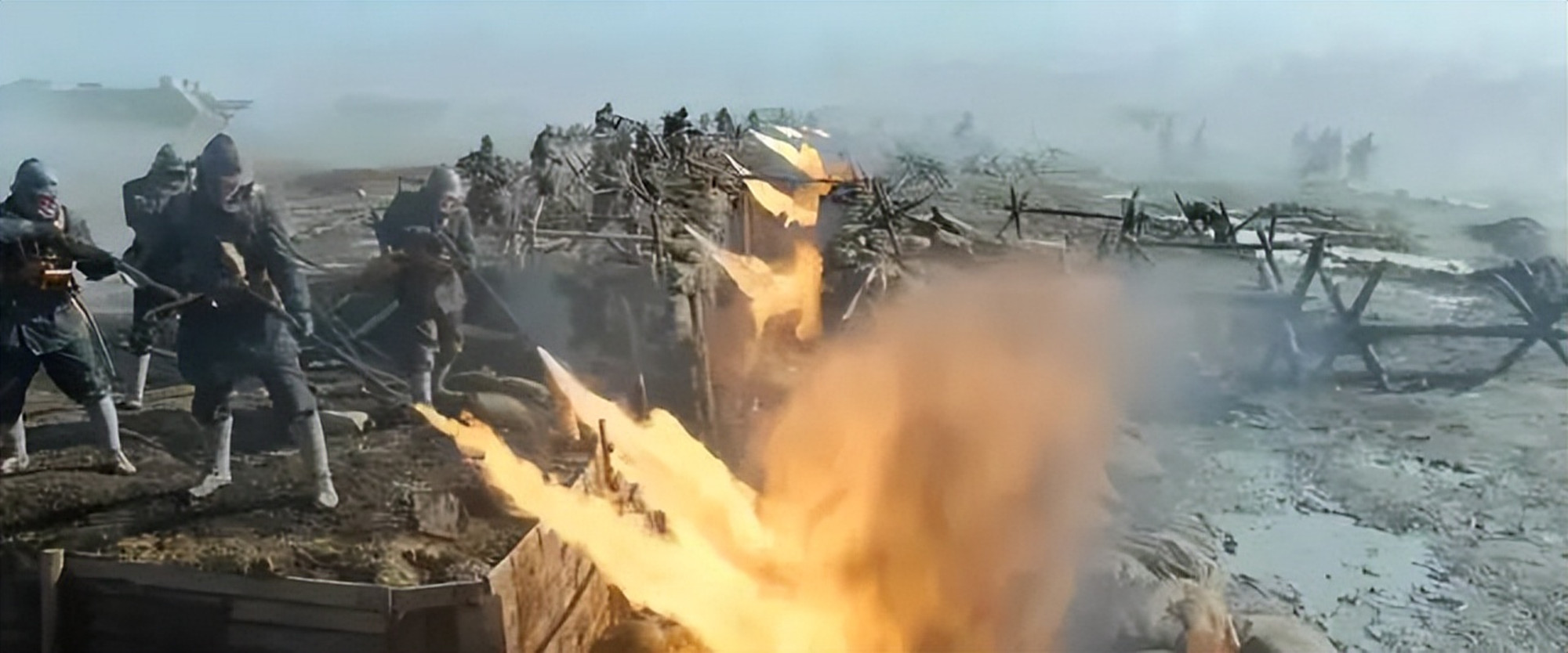 一上映就登票房榜首看完大呼过瘾,首播便拿下收视第一