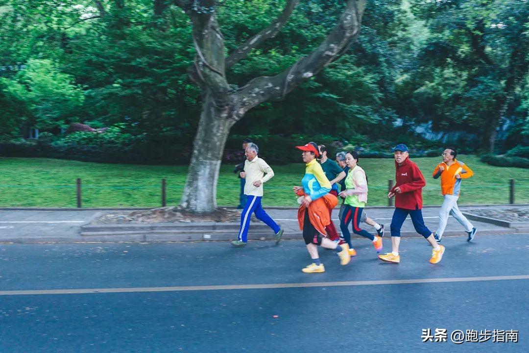 跑步坚持多久不累,跑步不累的小技巧