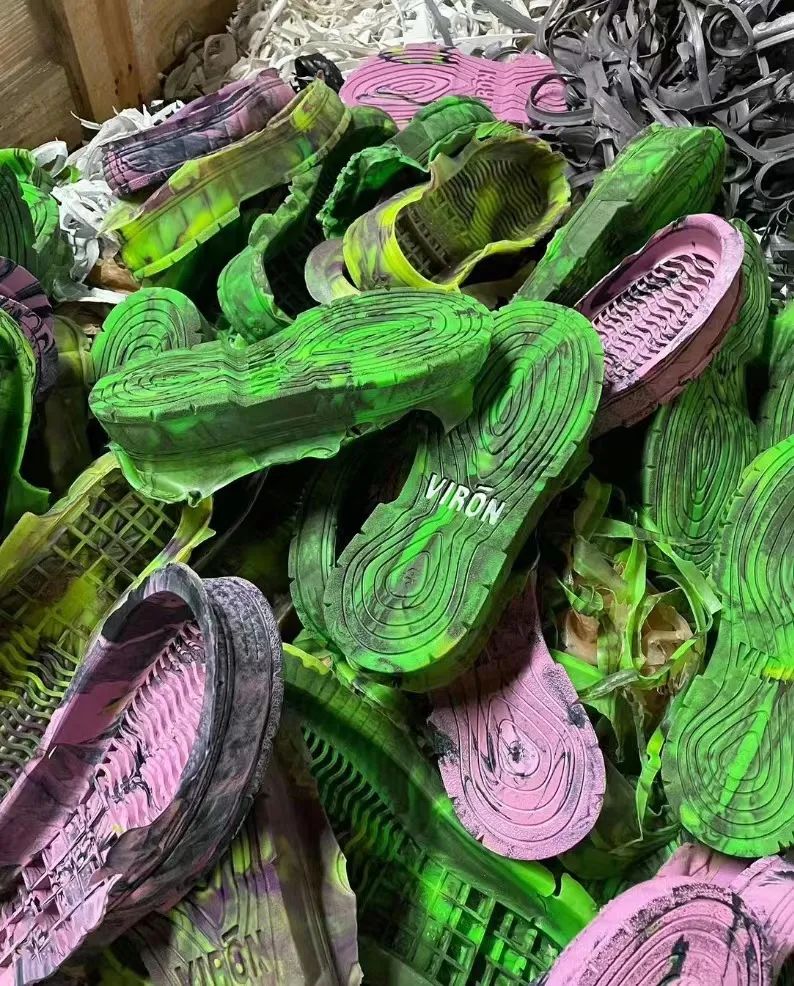 2023.05.05快报|之禾推出“中国人的衣橱”系列；潘多拉暂缓中国市场扩张计划；VIRÓN在上海开设快闪店