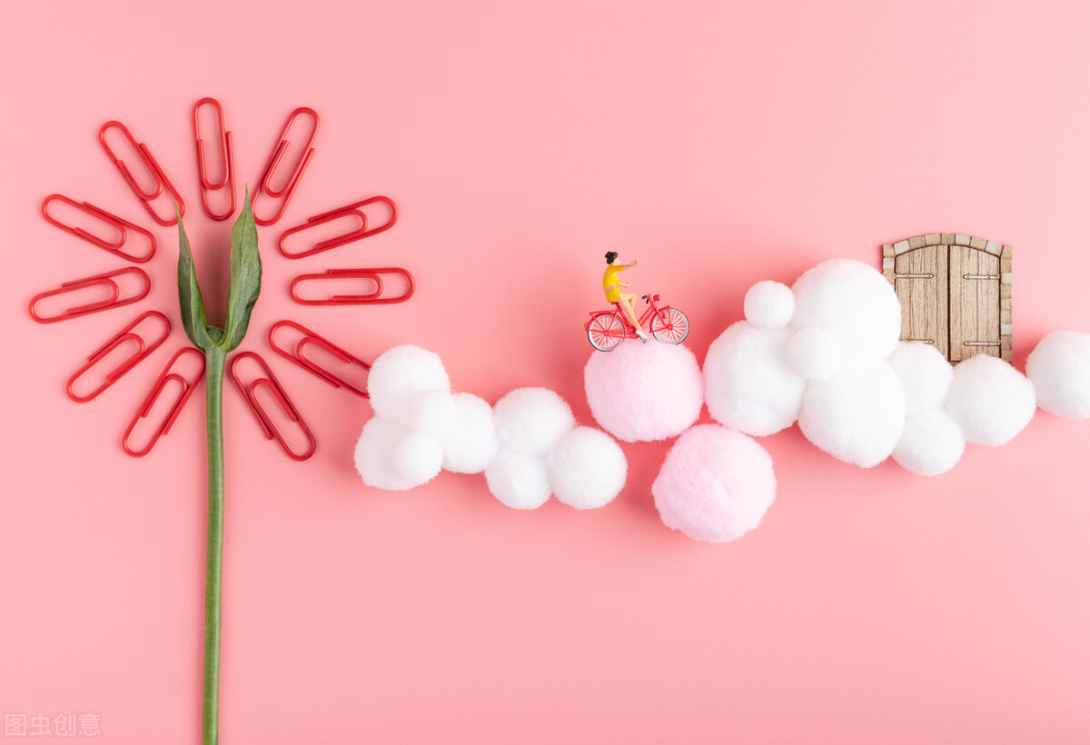 上网课孩子的自觉性差,孩子上网课怎么能让孩子专心学习