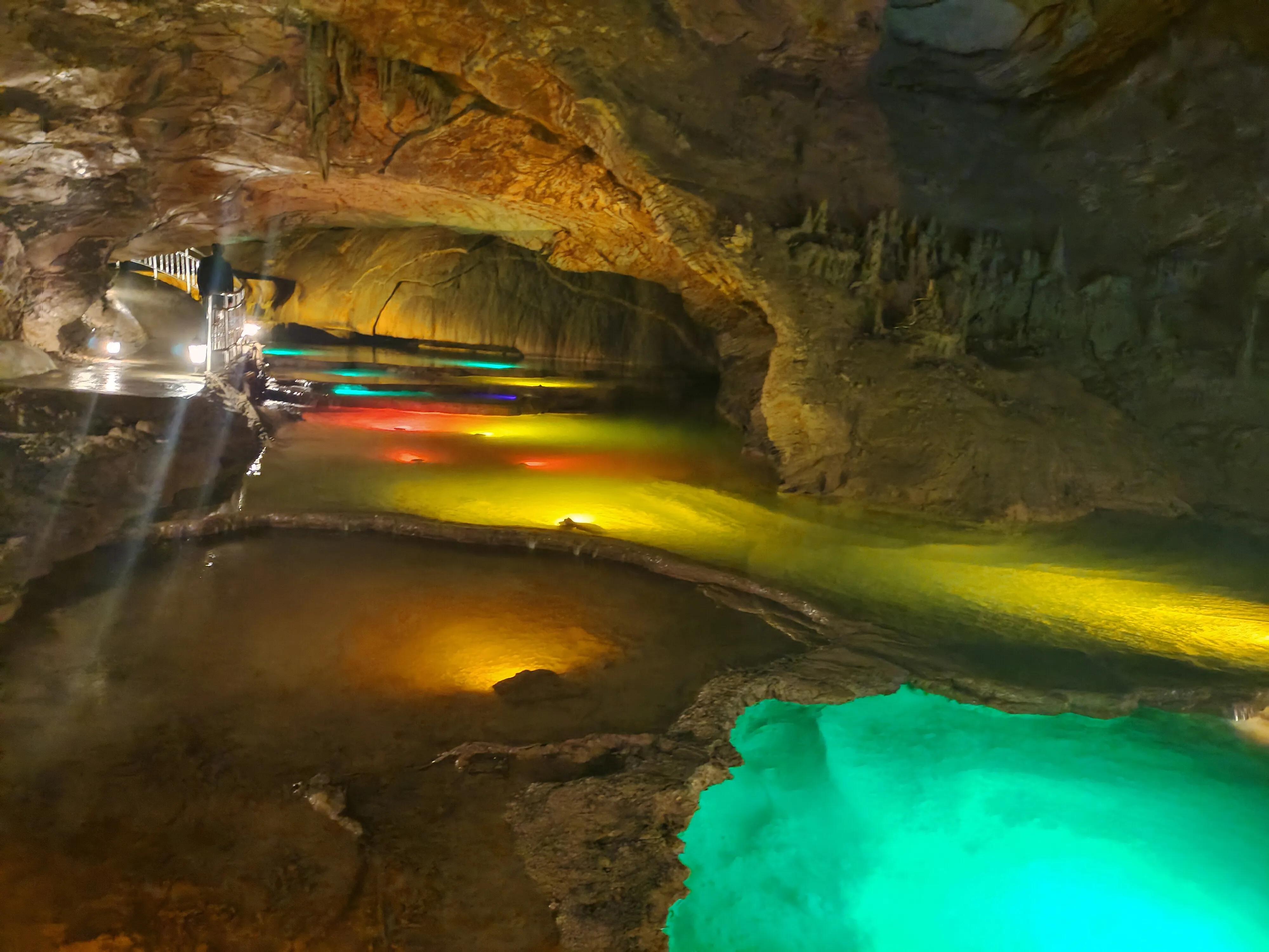 重庆张关水溶洞风景区还在开吗,重庆张关水溶洞平面示意图