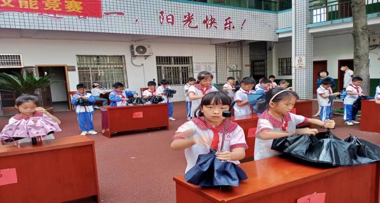 醴陵市国光小学举行劳动技能比赛