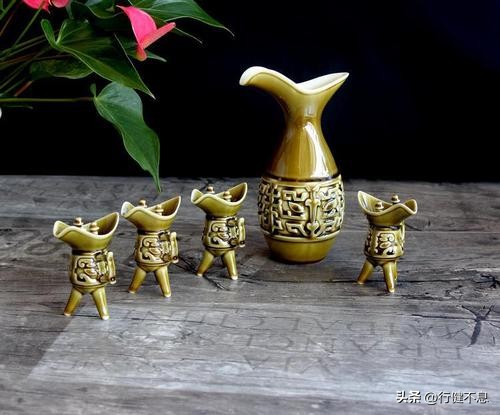 杜甫最经典的15首诗五言绝句,杜甫最著名的十首诗将进酒