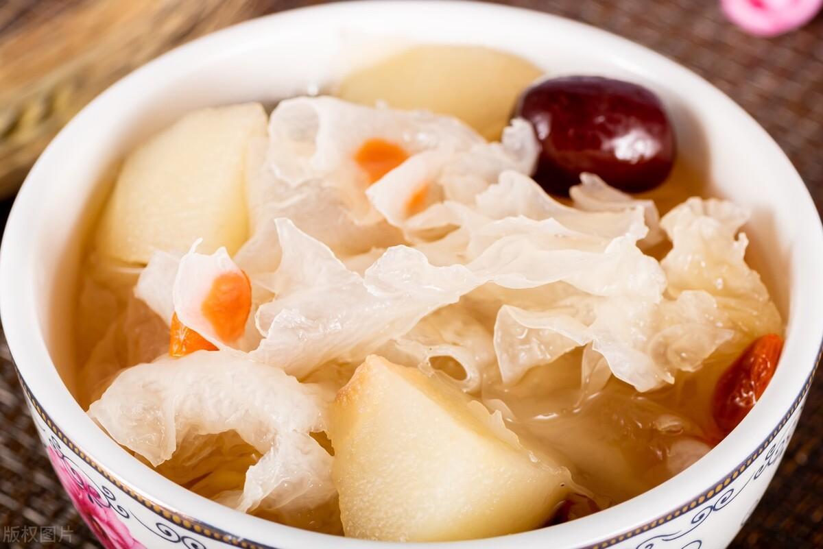 咳嗽能吃什么药物止咳润肺,吃啥既能降火又能缓解咳嗽