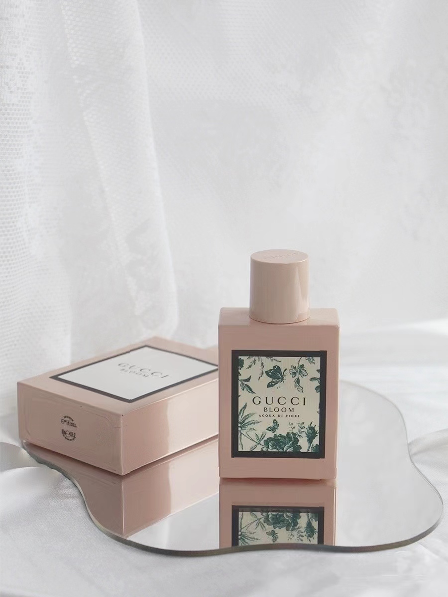 夏天推荐香水大牌留香持久,持久好闻的淡香水推荐女士天天用