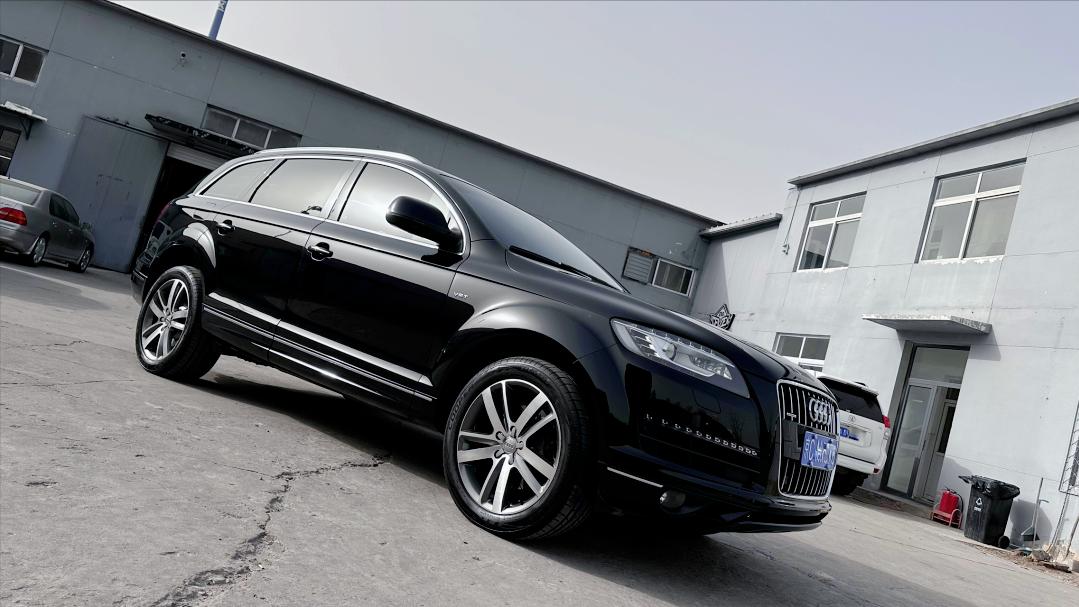 老款奥迪q74.2报废,奥迪q7新能源报废车