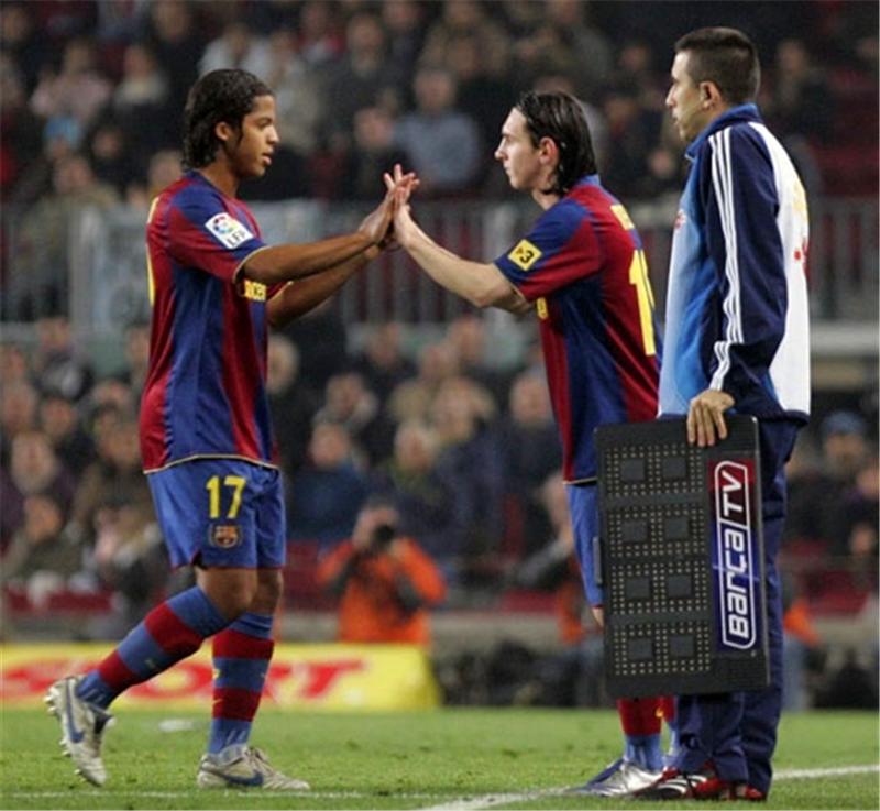 传说中的小罗接班人，却与梅西位置重叠，遭瓜帅清洗纯属咎由自取