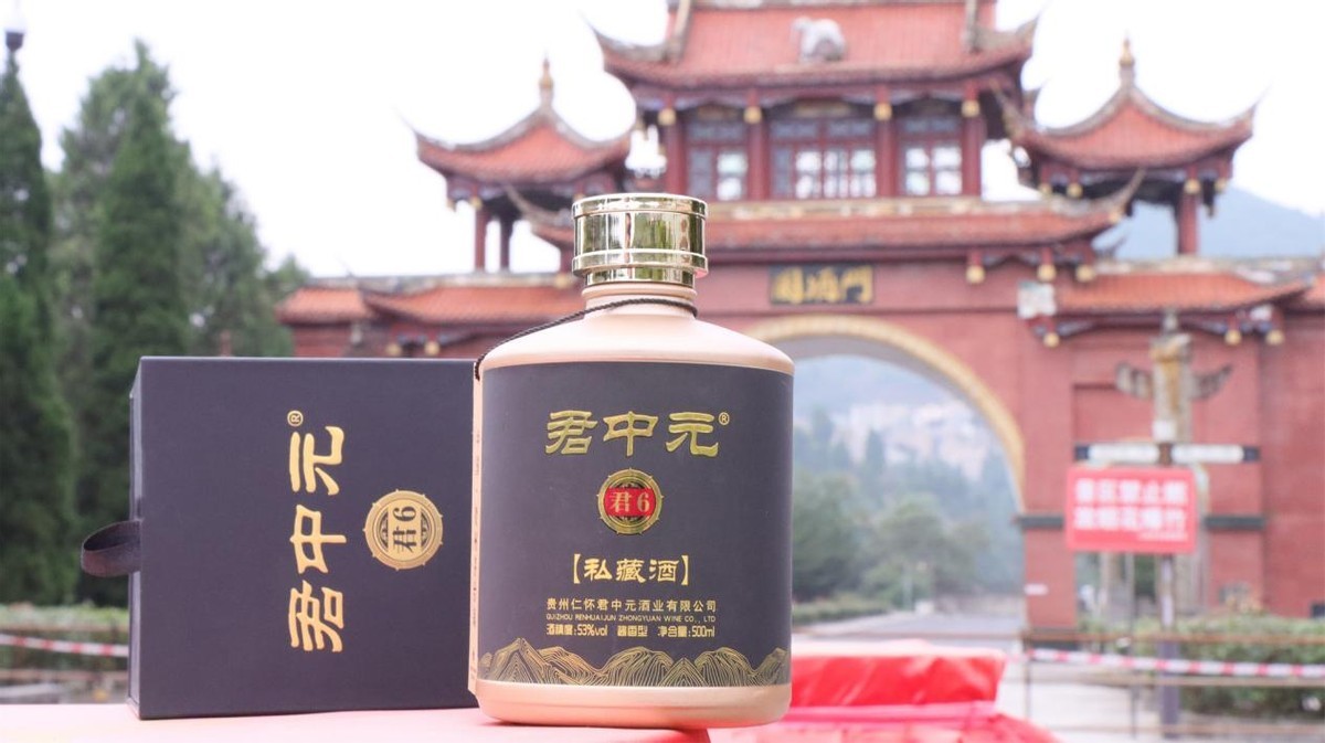 五粮液与茅台一哥之争,中国白酒之争茅台vs五粮液