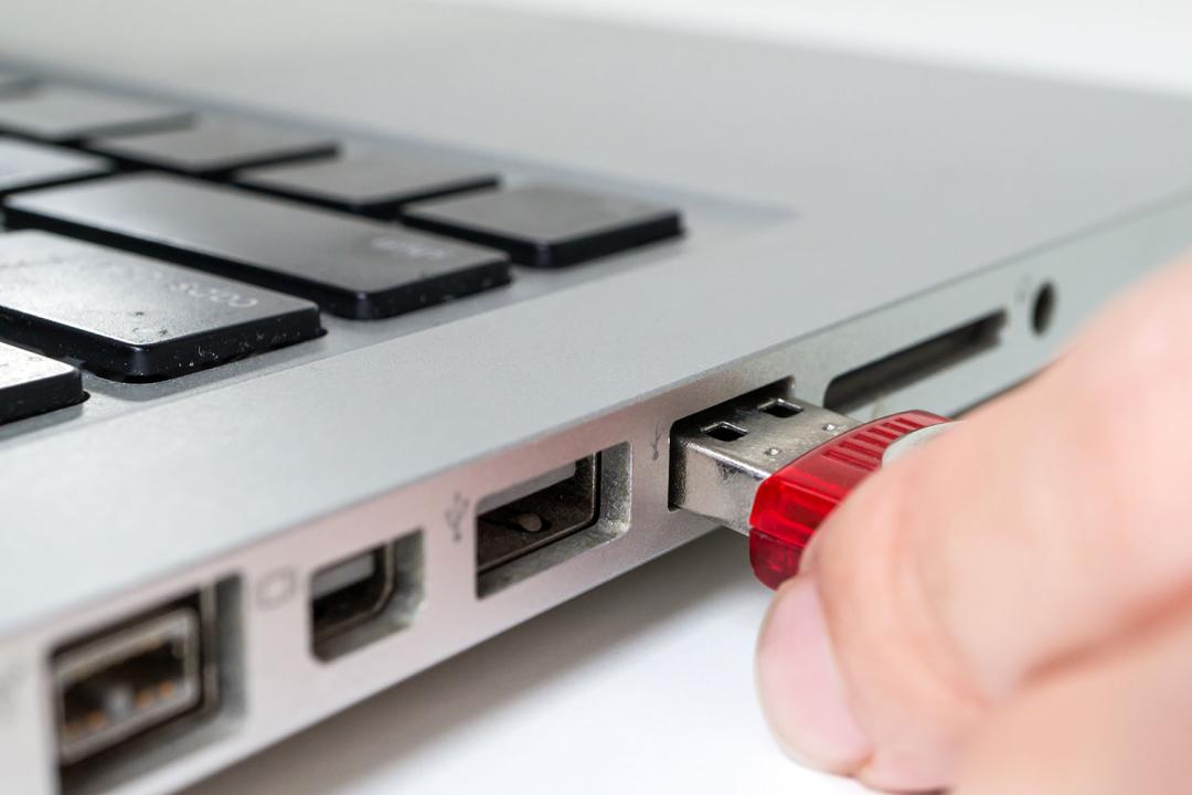 告别电视“吃灰”，先从玩转电视应用开始