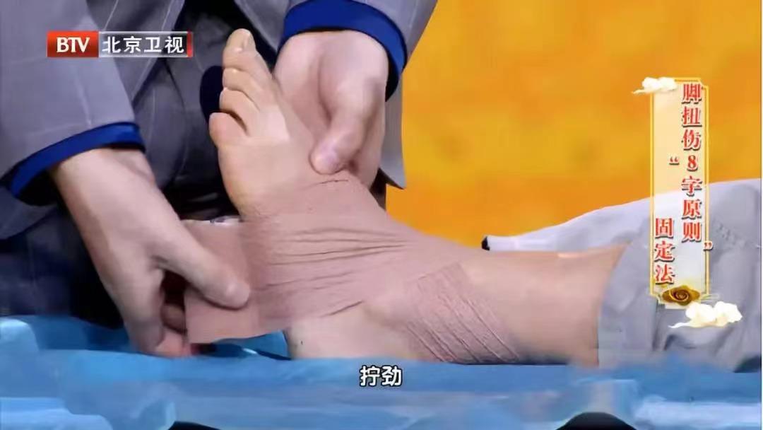 一上楼梯膝盖软痛什么症状,上下楼梯膝盖难受怎么治