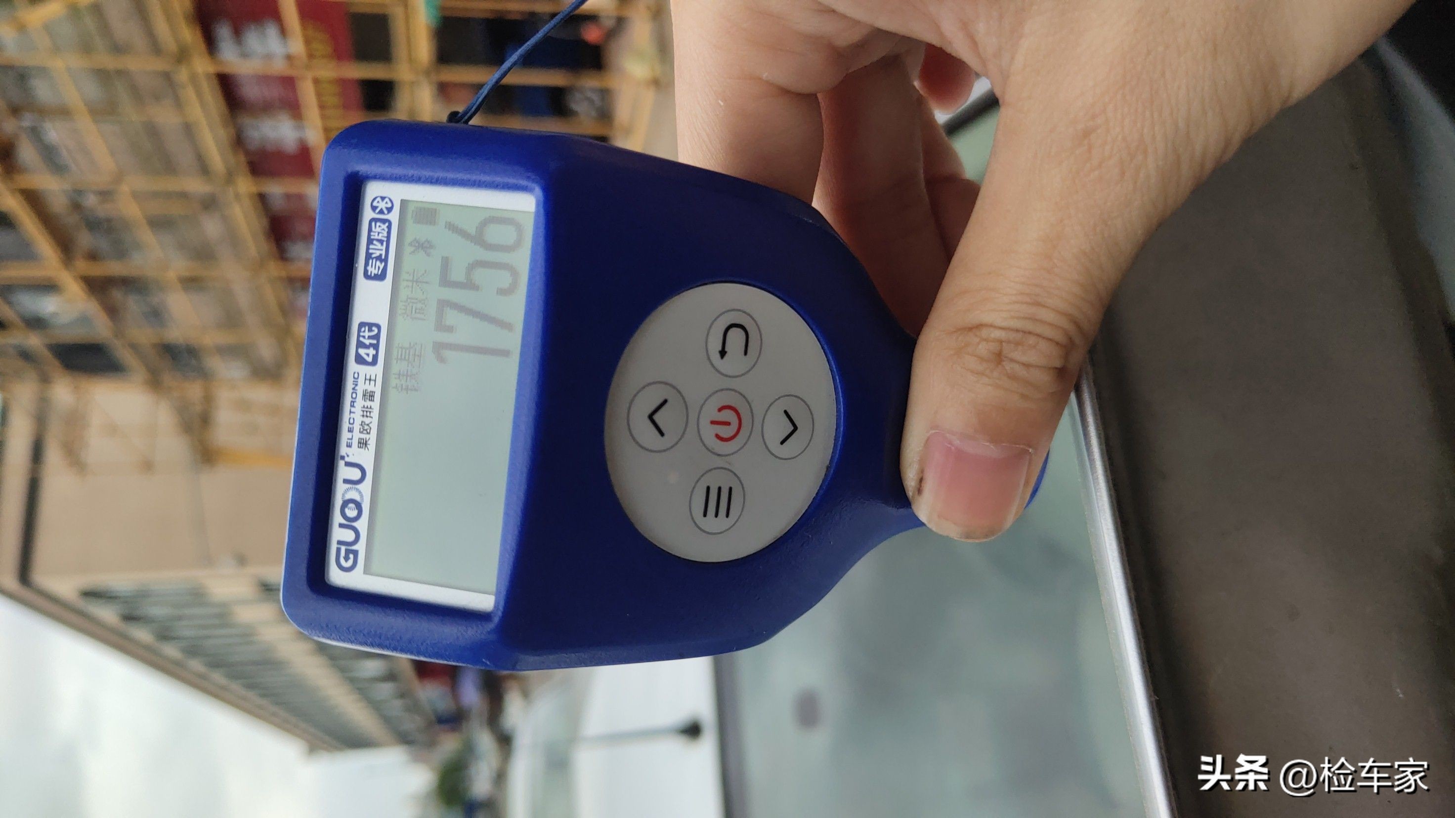 8年只开了不到2万公里的车能买不,8年才2万公里的车需要换轮胎吗