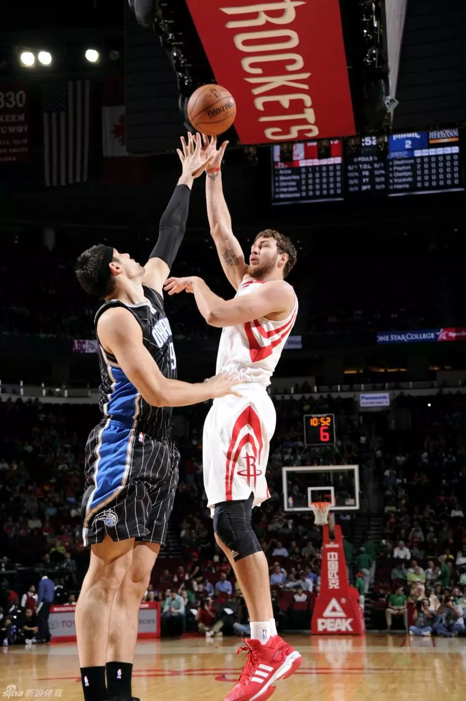 我与足球那些事,全能中锋莫泰尤纳斯