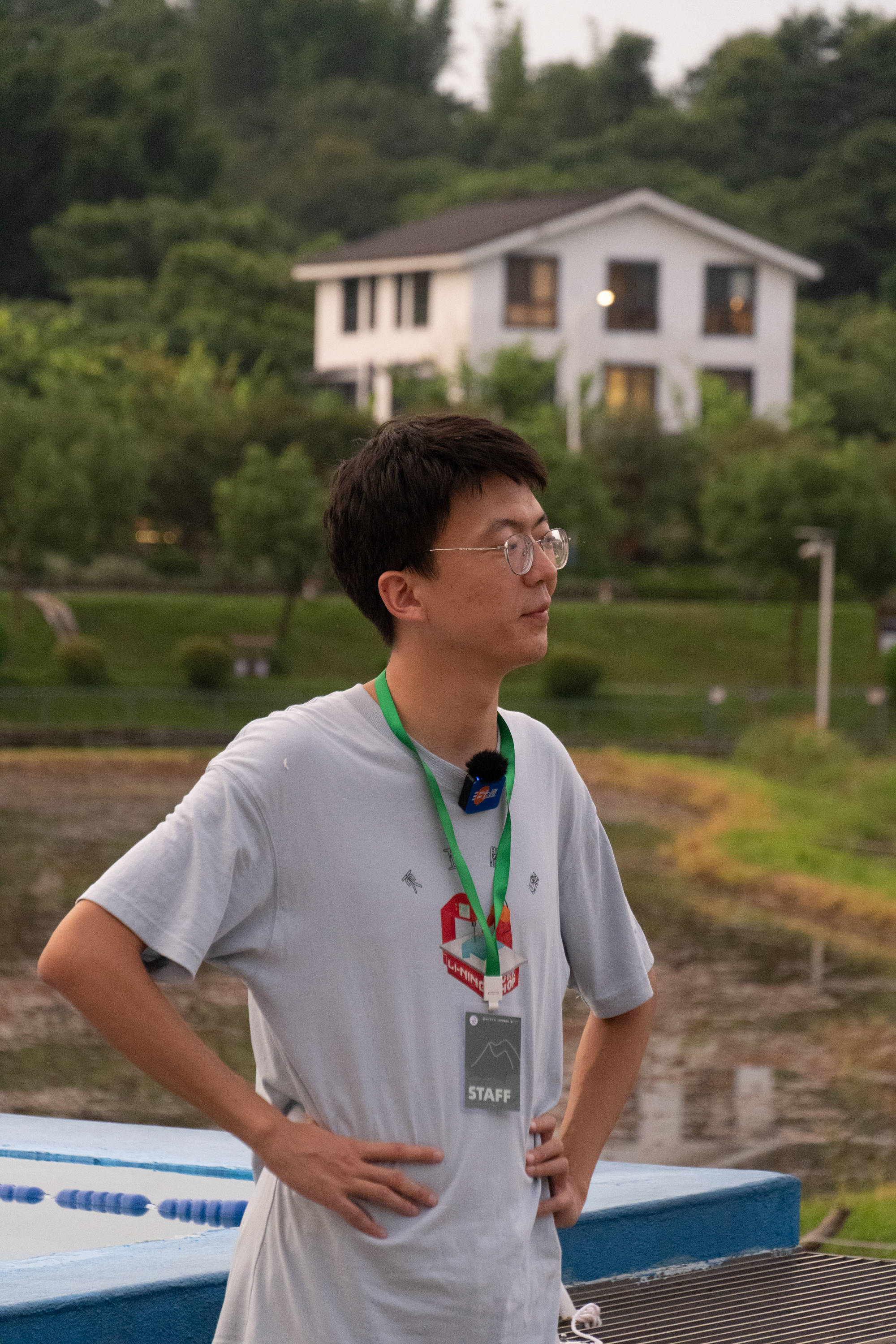 逃离考研考公985大学生疫情后开民宿从投资百万到负债累累