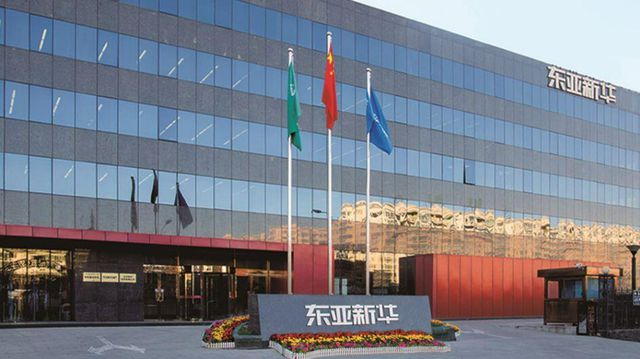 毕业后被一个富二代女同学看上,学生妹被富二代看上