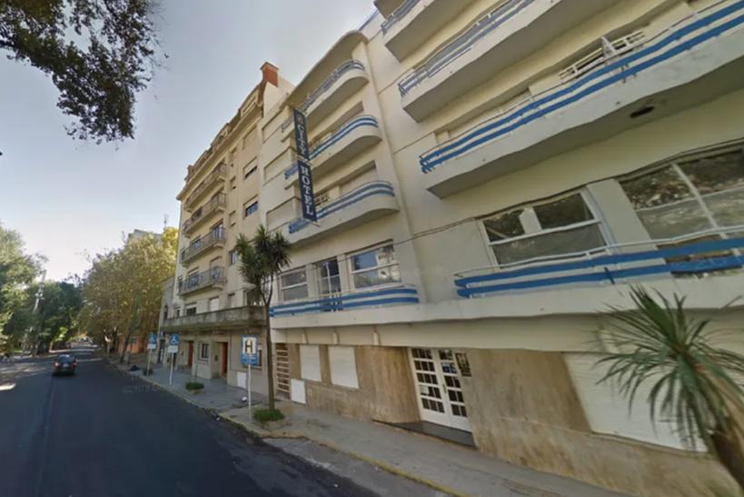 强奸亲生女儿，秘密囚禁几十人……无恶不作的他，死于狱中！