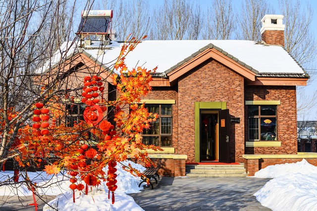 太阳能热水器环保节能的好处,阳台太阳能热水器弊端