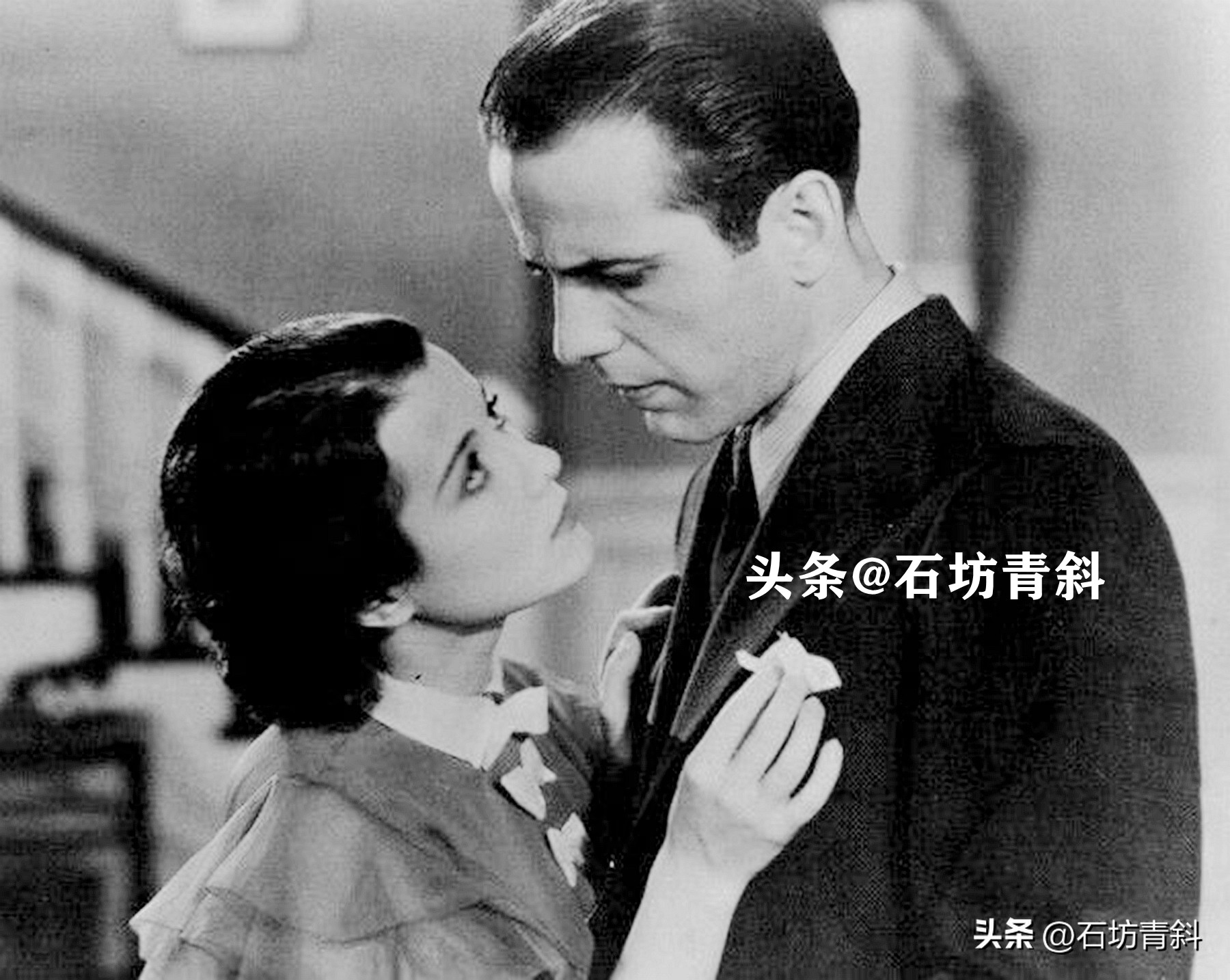 反英雄的暗夜行者，经历4次婚姻，小25岁的妻子陪他走到最后