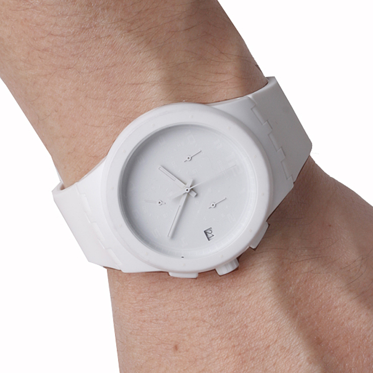 白色硅胶表带如何洗白,白色硅胶表带变色怎么办