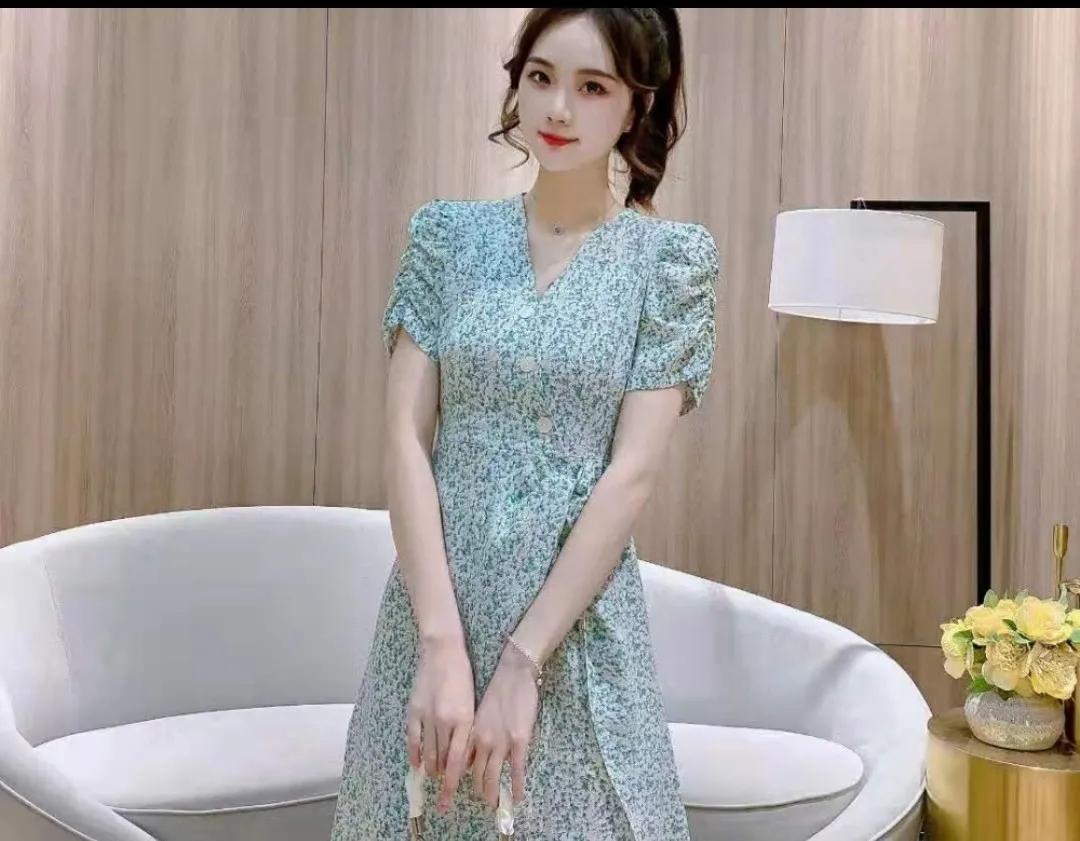 穿搭碎花连衣裙女,知性优雅大方简单女装夏季连衣裙