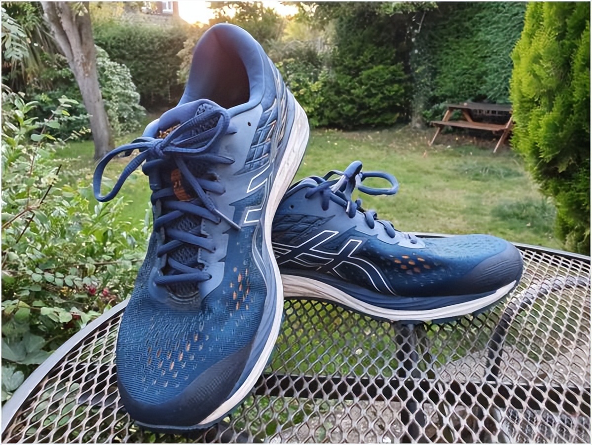 耐克airzoomalphaflynext%2,耐克airzoomvomero16怎么样