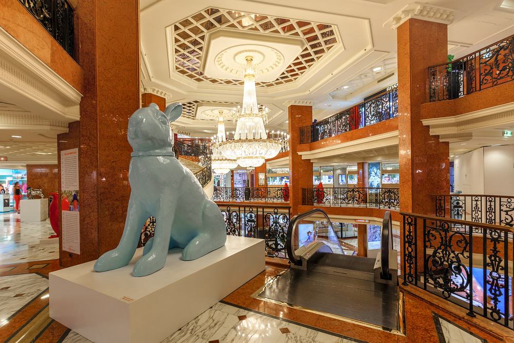 摩纳哥：拥有巨大财富的世界第二小国家，奢华的旅游度假胜地