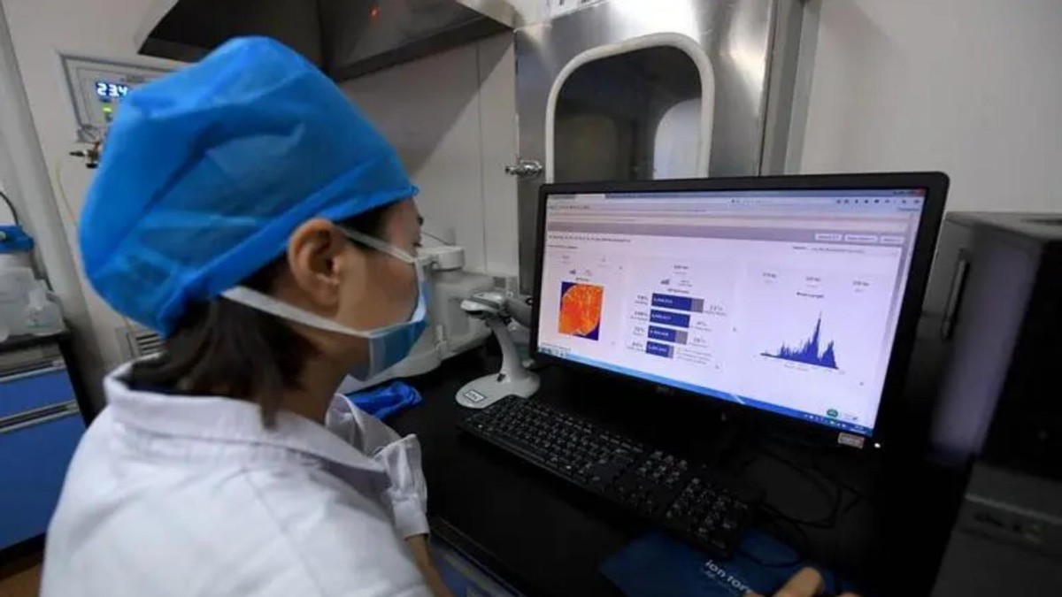 贵州中学12岁少女惨遭轮奸,所有同学视而不见,现场惨不忍睹!