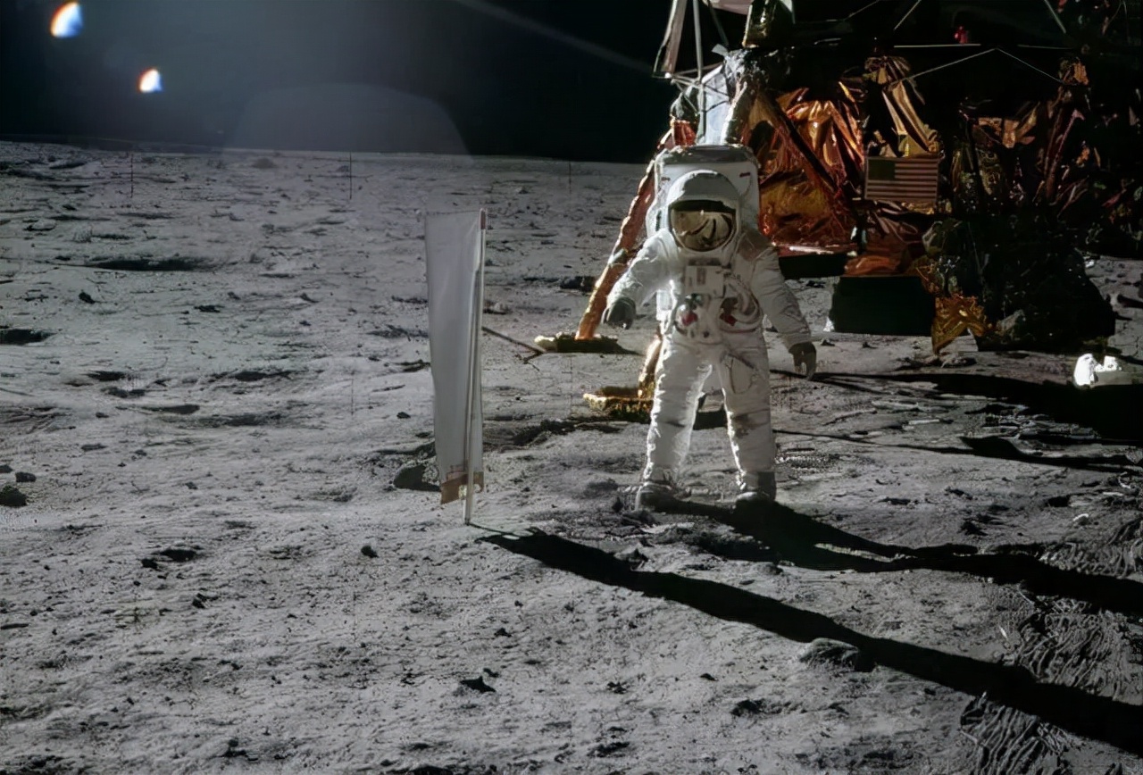 阿波罗11号登月怪异事件,美国阿波罗11号登月遇到了什么