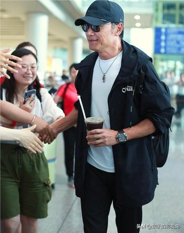 苗侨伟演的杨康亲临现场完整版,苗侨伟杨康一见钟情