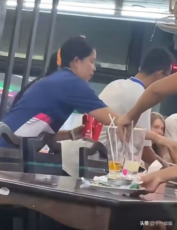 林更新在泰国,偶遇林更新普吉岛