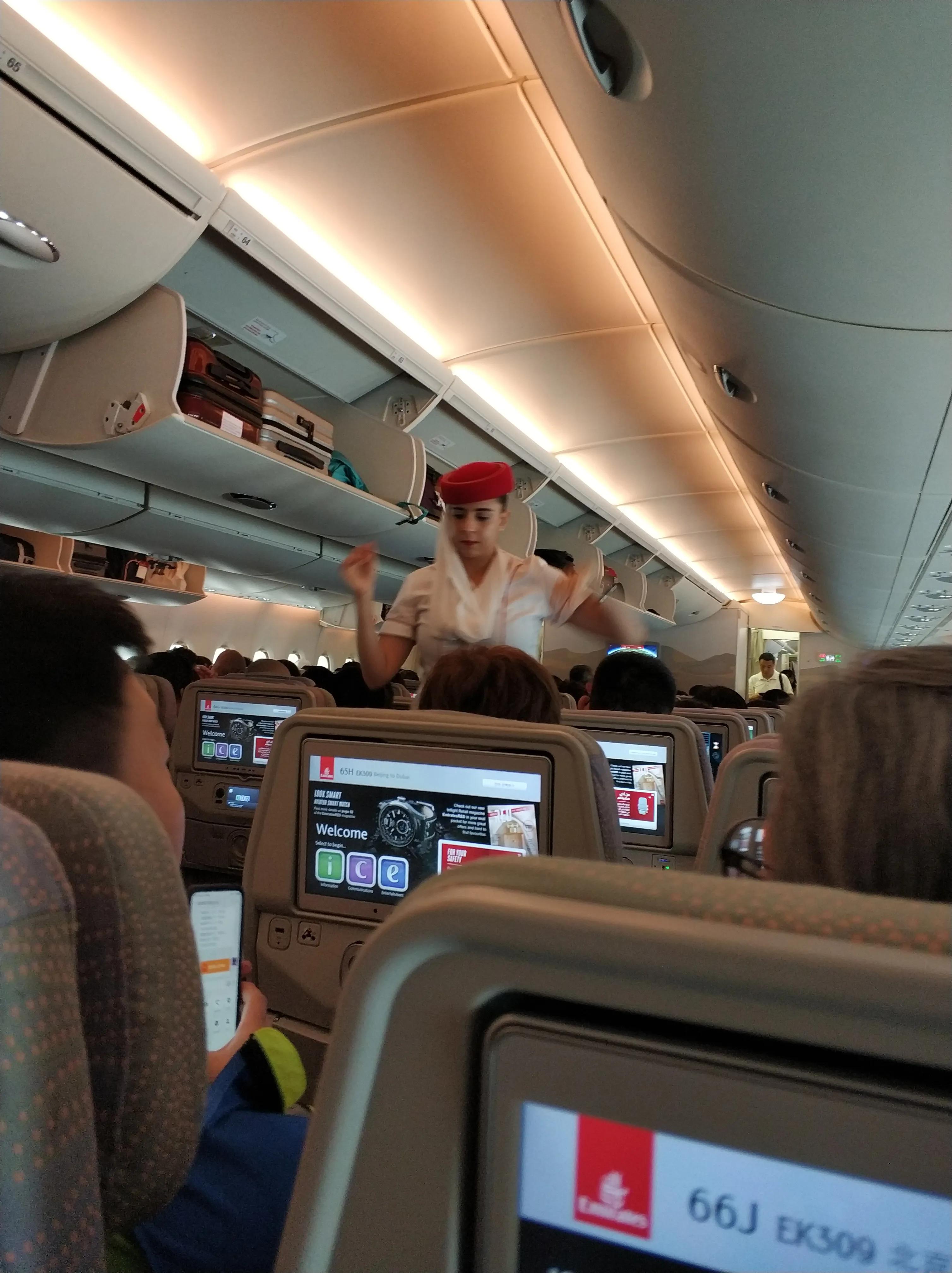 迪拜沙漠王国现状,迪拜的石油王国