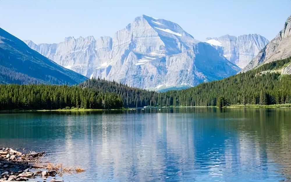 出国打工16年男子流落巴西街头,小伙流浪在外捕鱼