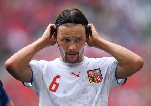 足球历史最佳阵容防守型中场,金球奖历史最佳二阵