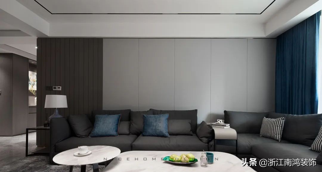 高级灰格调诠释空间质感美学,原木侘寂风理性而优雅的空间艺术