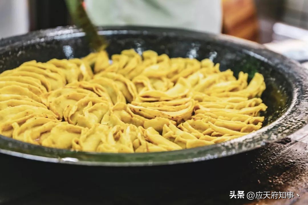 南京名小吃十三绝你吃过几个,盘点来南京必吃的小吃