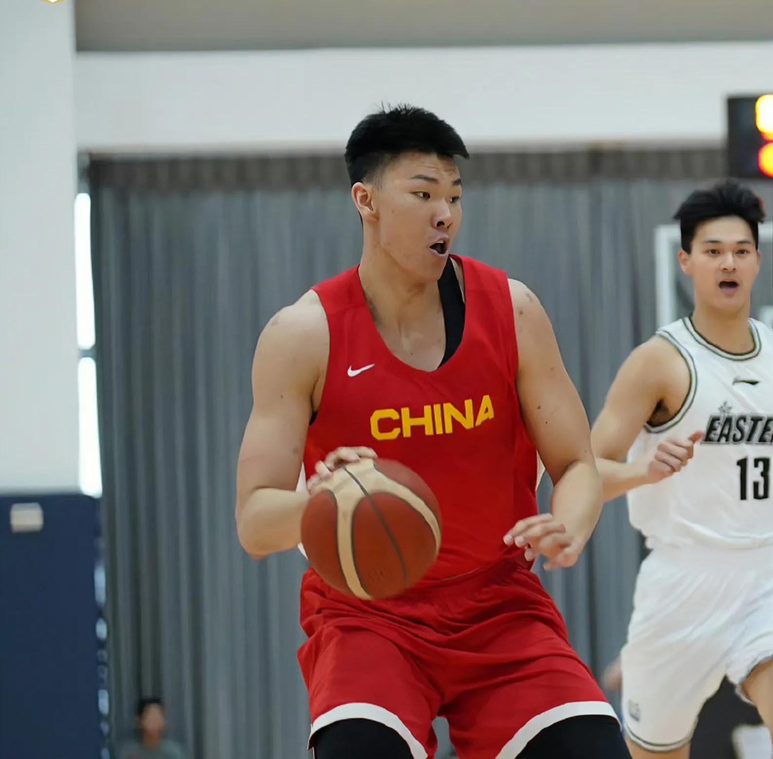 周琦男篮领军人物,男篮4大内线新星谁最强