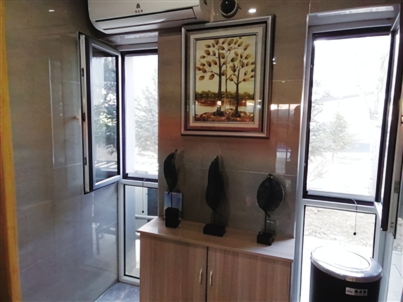 提高我市公共厕所人性化水平,加强公共卫生间管理与服务情况