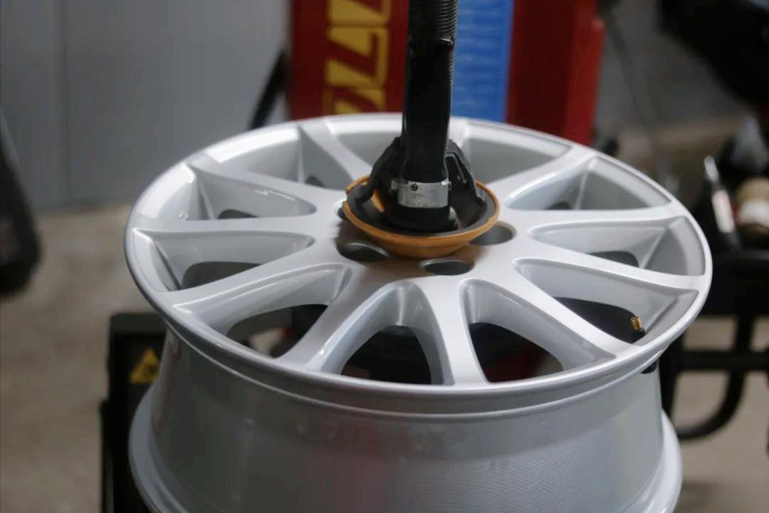 12代皇冠重新翻新还能再开多少年,12代皇冠全车整备翻新全过程